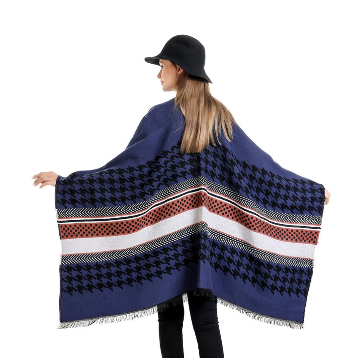 Dam Oversize Ruana med Houndstooth Jacquard och fransfåll