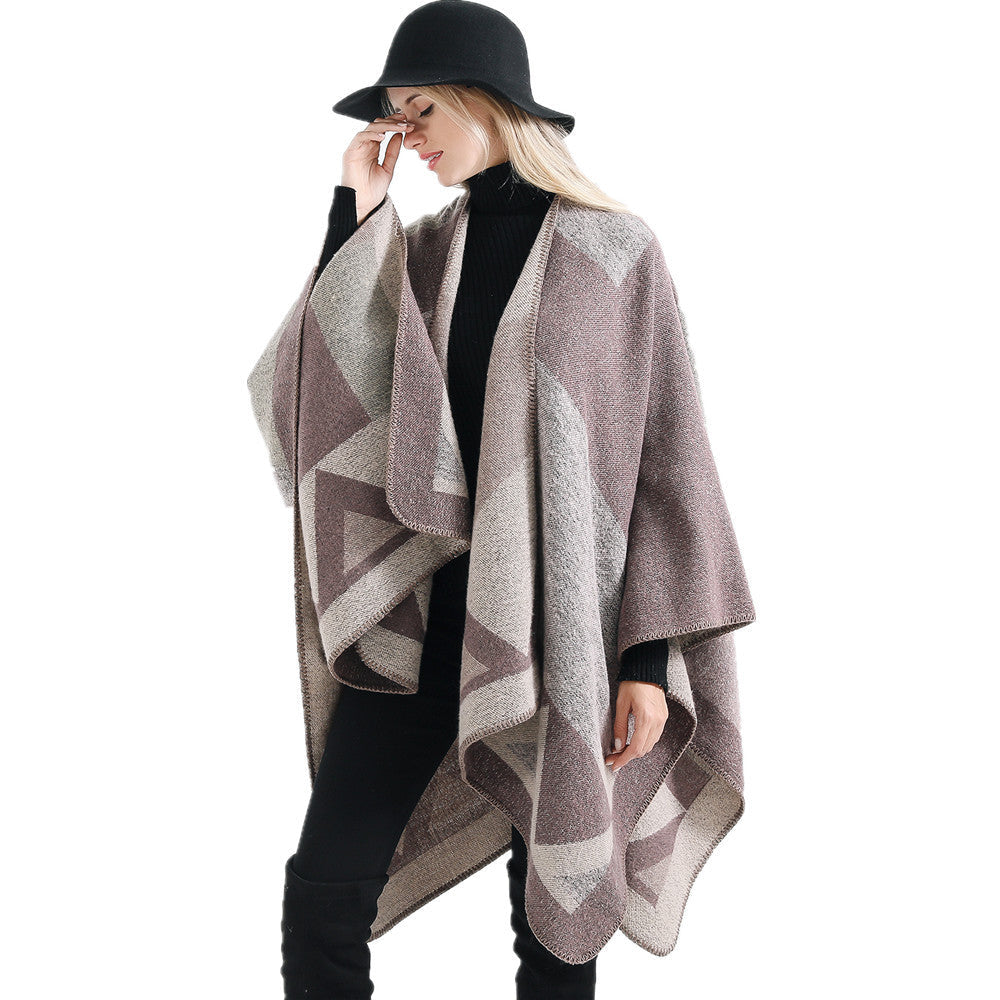 Dam oversized ruana tillverkad av ullblandning med geometric intarsia och open kimono fall
