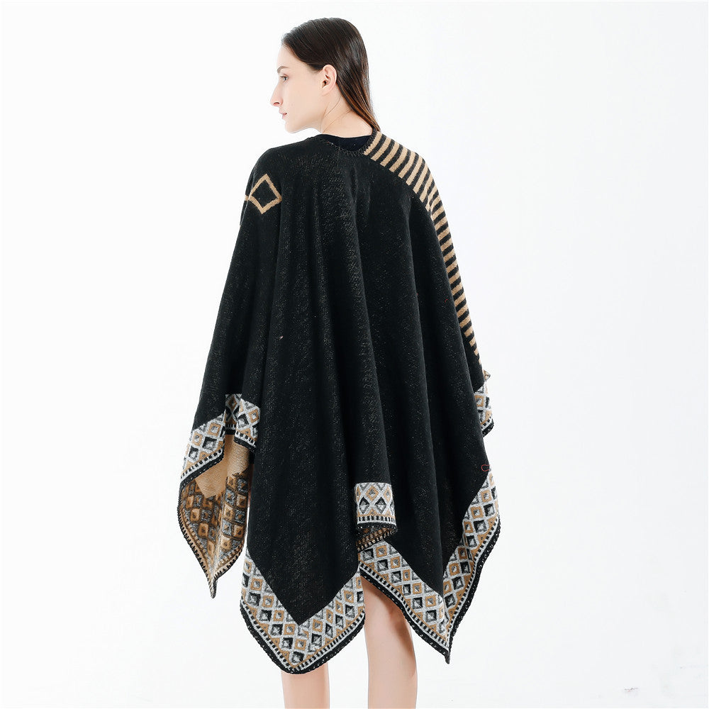 Dam Woven Oversize Ruana med Ethno Border och Stripe Structure