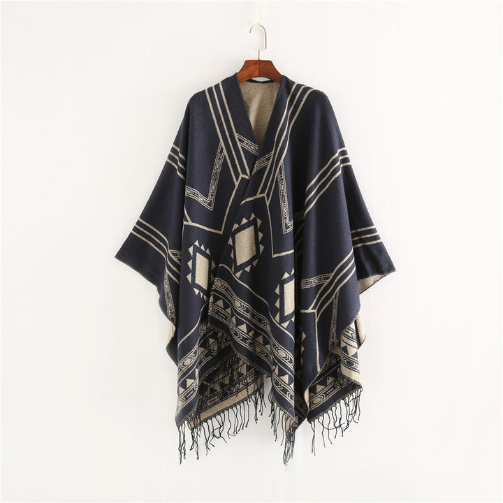 Unisex Ethno-Poncho Gjord av Mjuk Stickad med Fringes och Geometrisk Mönster
