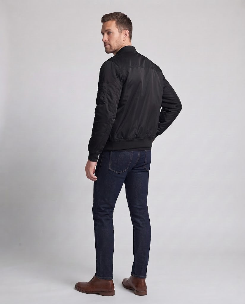 Herr teknisk nylon flight bomber med vadderad invändig, ärm ficka och elastisk ribbade muddar