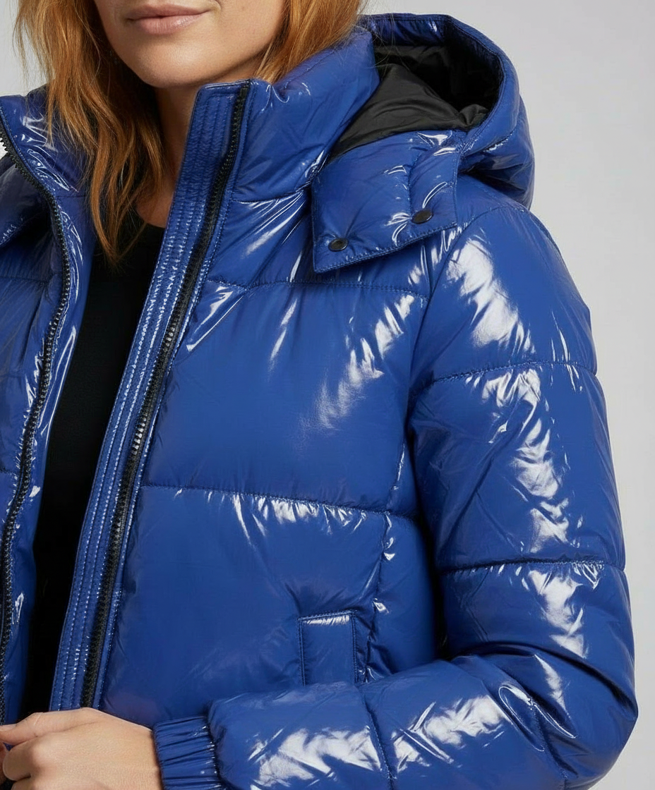 High-gloss dam quiltad jacka
