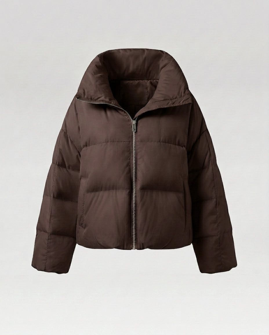 Dam Kort Quiltad Jacka med Oversize Huva, Lätt Termisk Filling, och Rounded Nederkant
