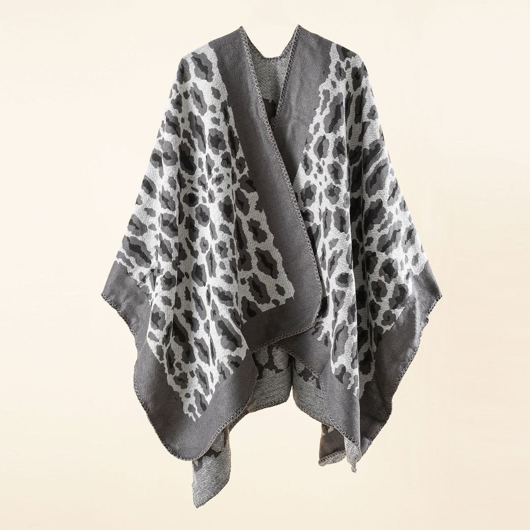 Dam chunky woven jacquard cloak med leopardprint och open kimono silhuett