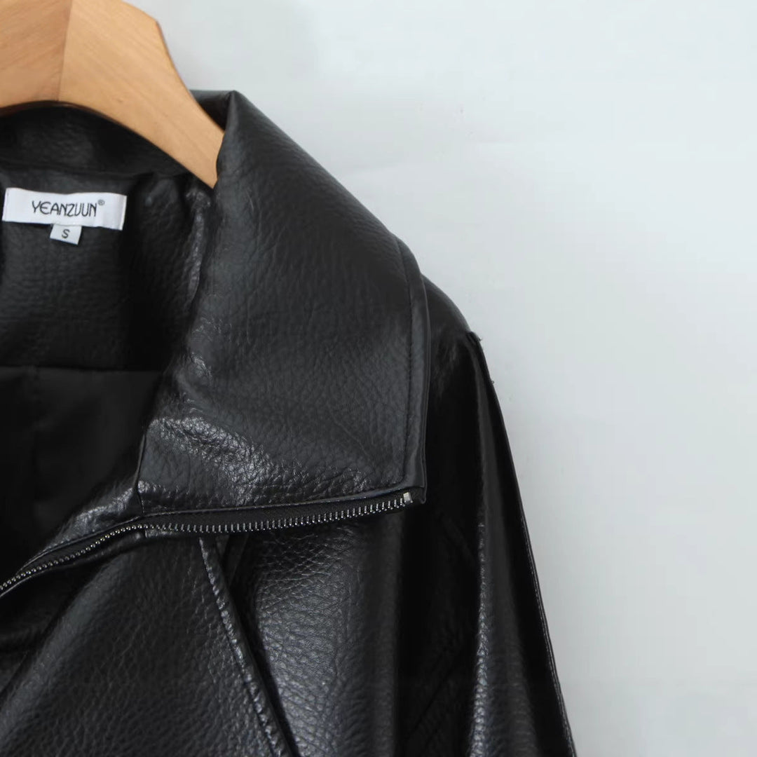 Dam oversize läder jacka med asymmetrisk dragkedja och vid krage