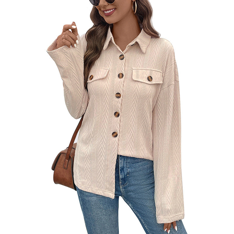 Dam Textured Overshirt Jacka med Zigzag Structure, Bröst Fickor och Ledig Passform