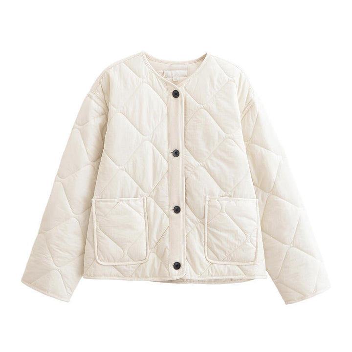 Dam 10+ Vadderad Quiltad Boxig Kort Jacka med Round Neckline, Knapp Knäppning och Patch Fickor