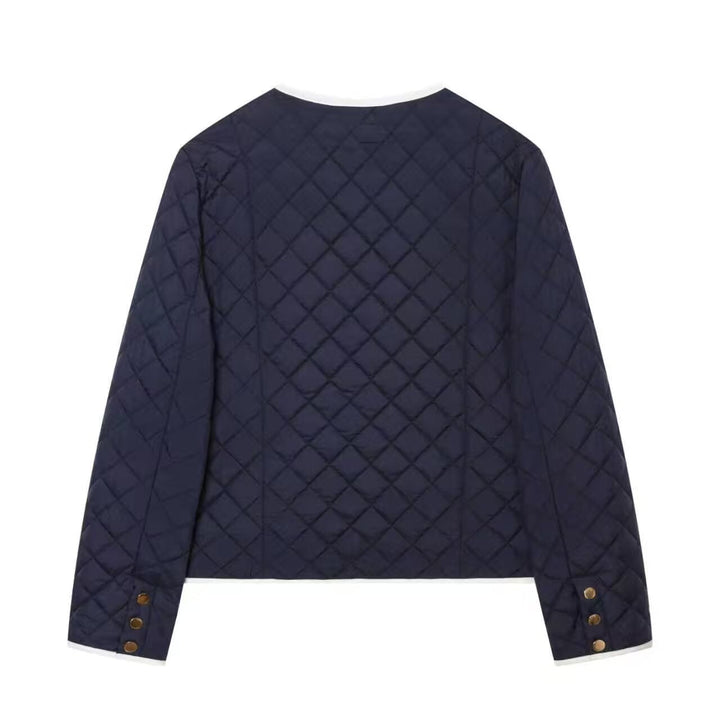 Dam Kort Quiltad Jacka med Round Neck, Contrast Piping och Patch Fickor