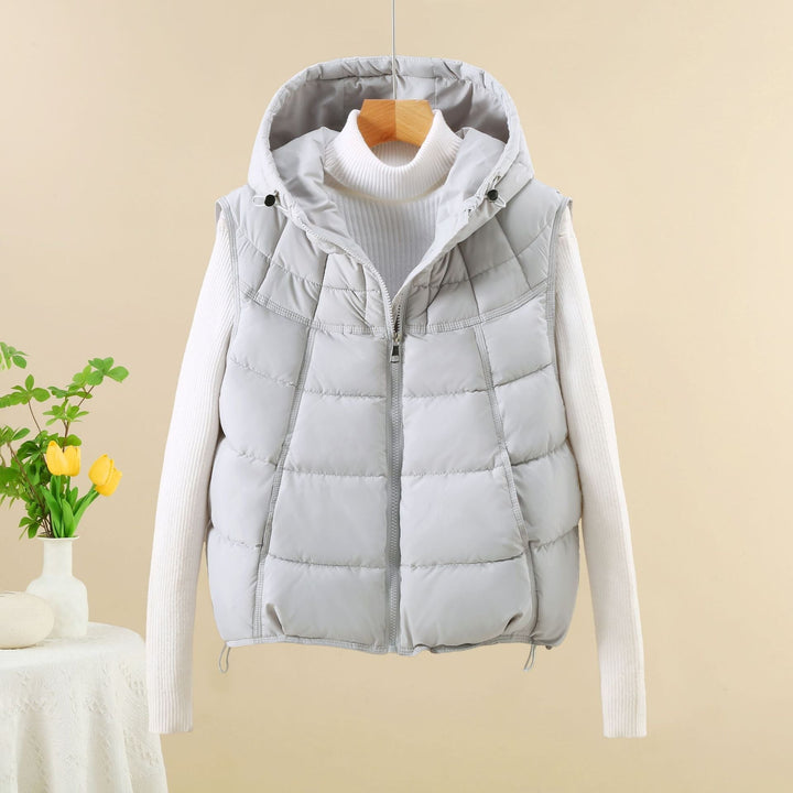 Dam lätt quiltad thermal väst med ergonomic huva kant och adjustable fåll