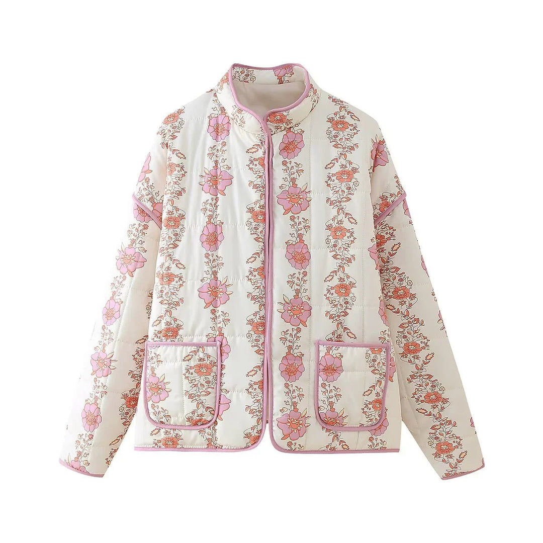 Dam quiltad kort jacka med floral alla-över tryck, light vaddering, ståkrage, och påsydda fickor