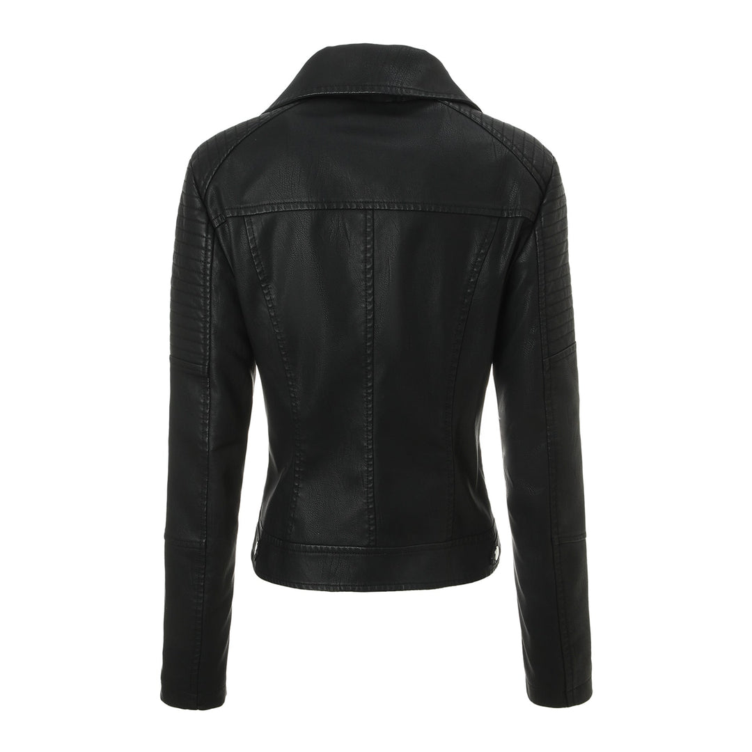 Dam skräddad bikerjacka gjord Leatherette med kviltad Shoulder Area och asymmetrisk dragkedja