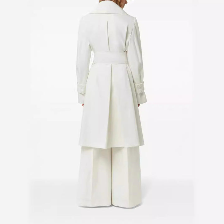 Dam trenchcoat med vid lapels och midjebälte