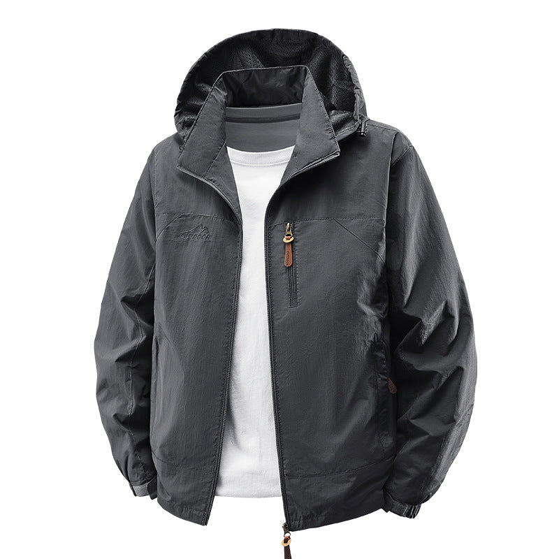 Men Packable Vind och Regnjacka med Perforated Huva Foder, Bröst Zip och Dragsko