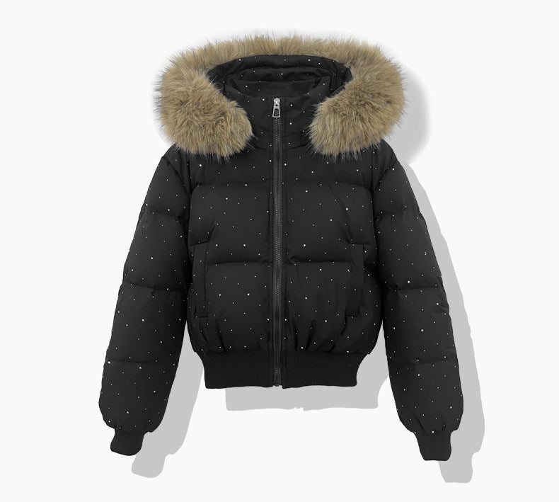 Dam kort quiltad puffer blouse med fine rhinestone embellishment, detachable huva med fuskpäls och elastisk fåll