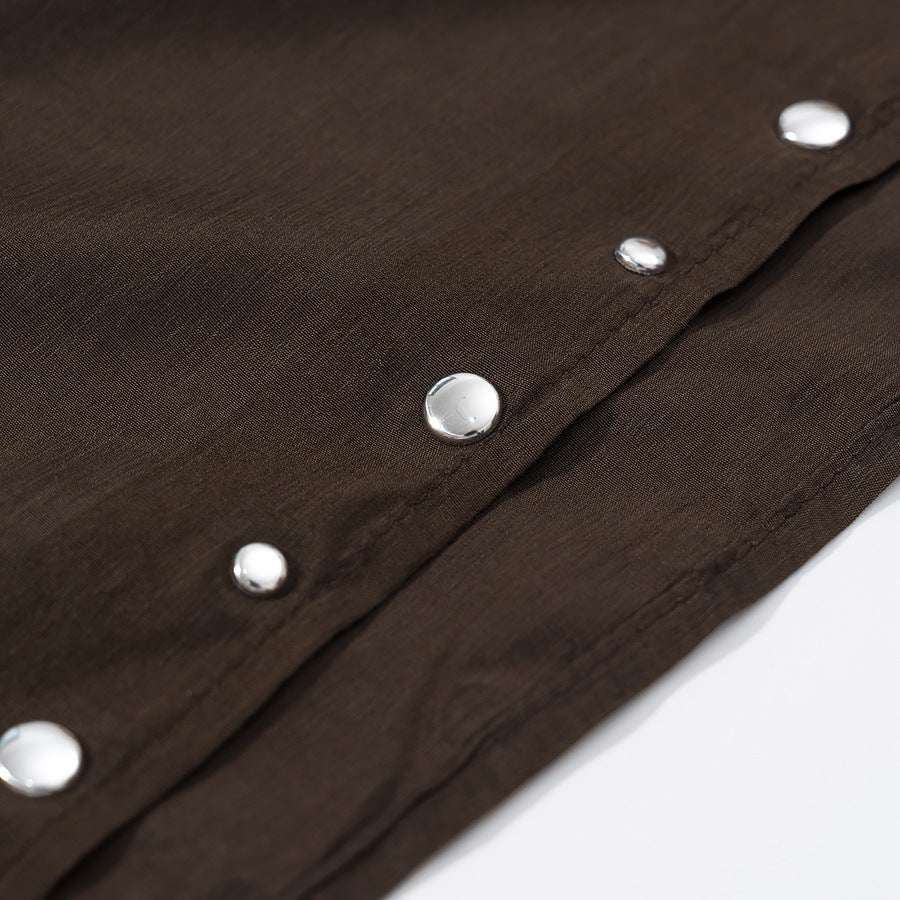 Dam fallande capeponcho med bow, asymmetrical pointed fåll och eyelet kant