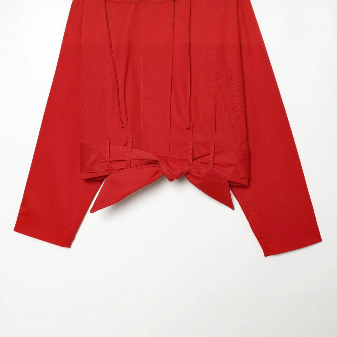Dam kort trenchcoat med dragsko, Knot bälte och Distinctive Stand krage