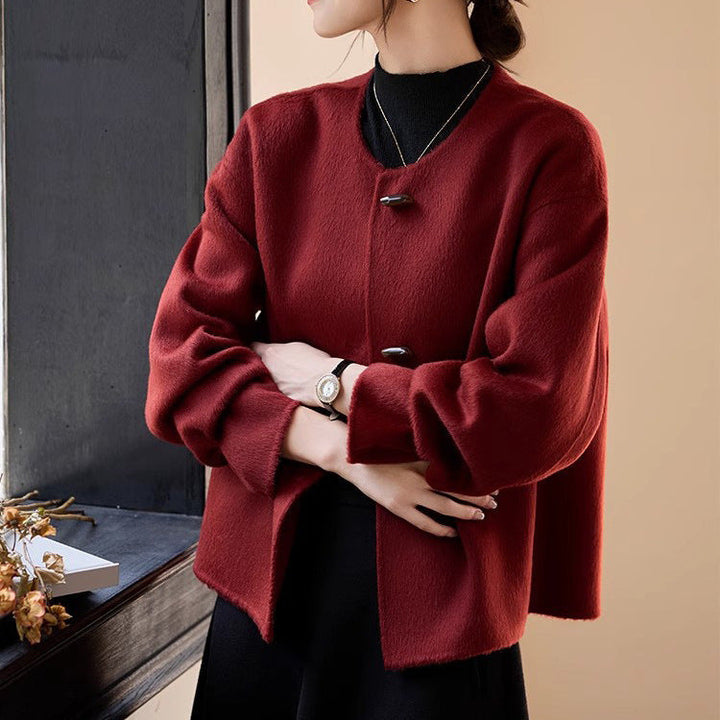 Dam kort ullblandning jacka med round neckline, balloon ärmar, och toggle knappar