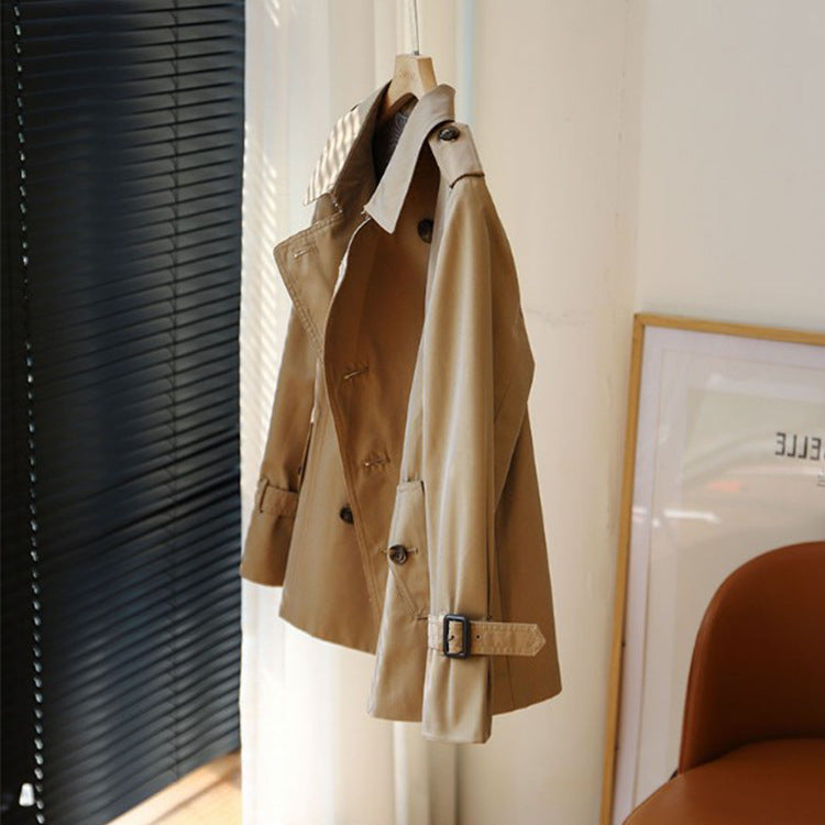 Dam elegant trenchcoat