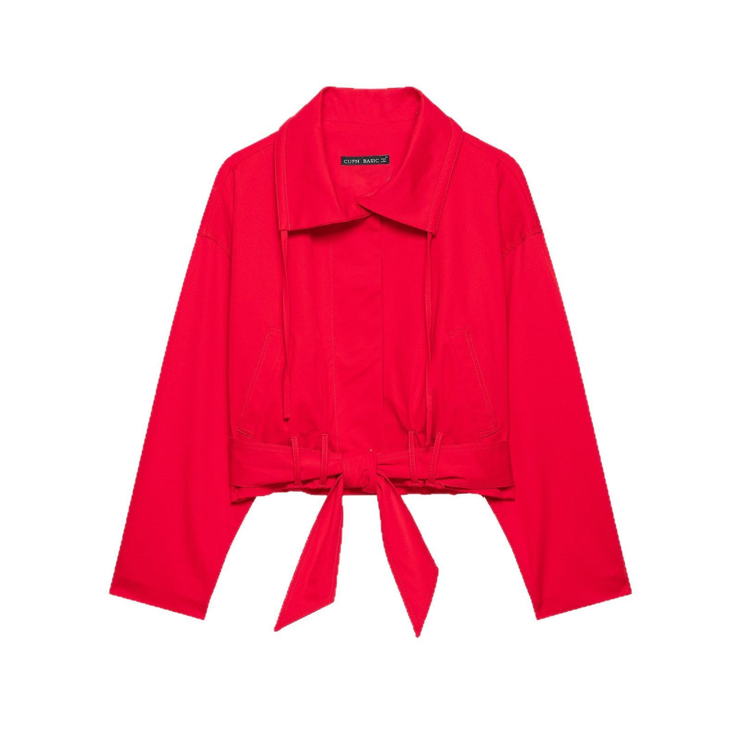 Dam Kort Övergångsjacka med Drawstring Waist, Wide Skjort Krage och Tie Belt