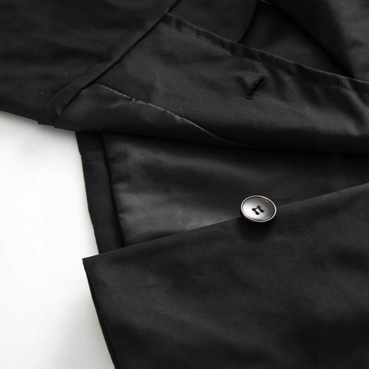 Dam Kort Skärning Kort Trenchcoat med Dubbel-Breasted Knapp Stängning och Epaulets