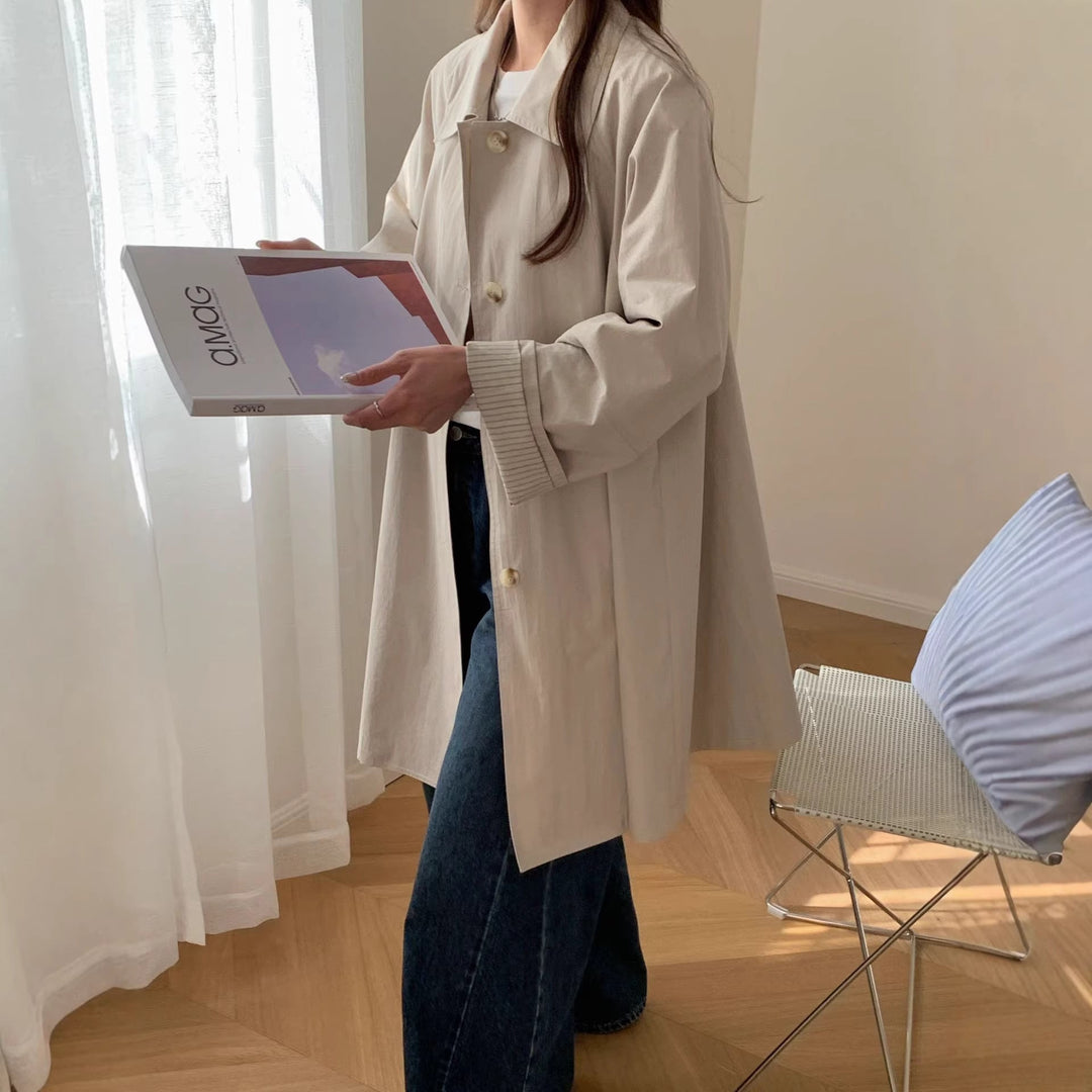 Dam Elegante och Zeitlose Trenchcoat