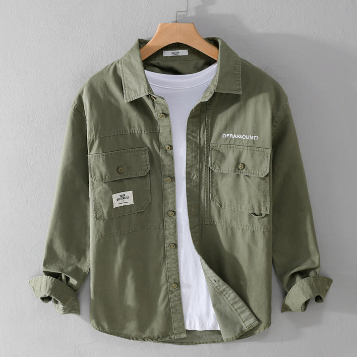 Herr Fält Overshirt i Militär Stil med Utanpå Bröstfickor och Avslappnad Passform