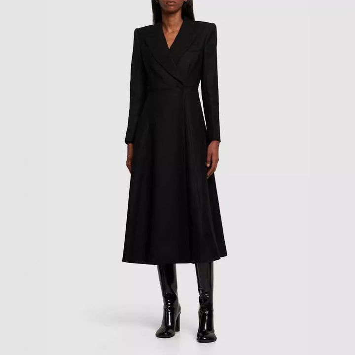 Dam längre skräddad blazer kappa med maxi length och structured shoulders