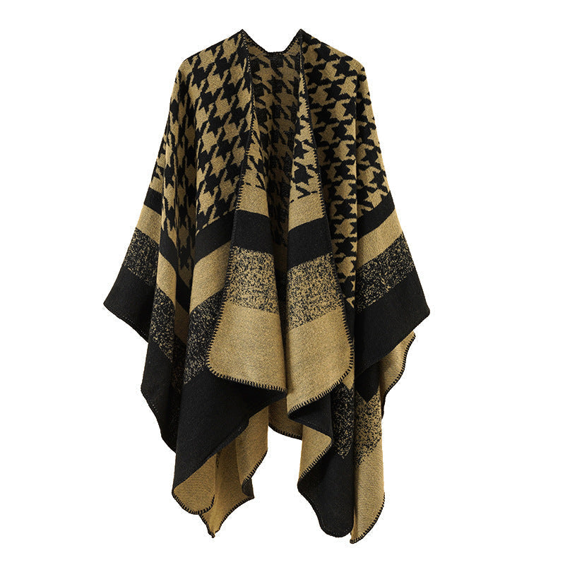 Dam Oversize Ruana poncho tillverkad av ullblandning med houndstooth och block jacquard mönster