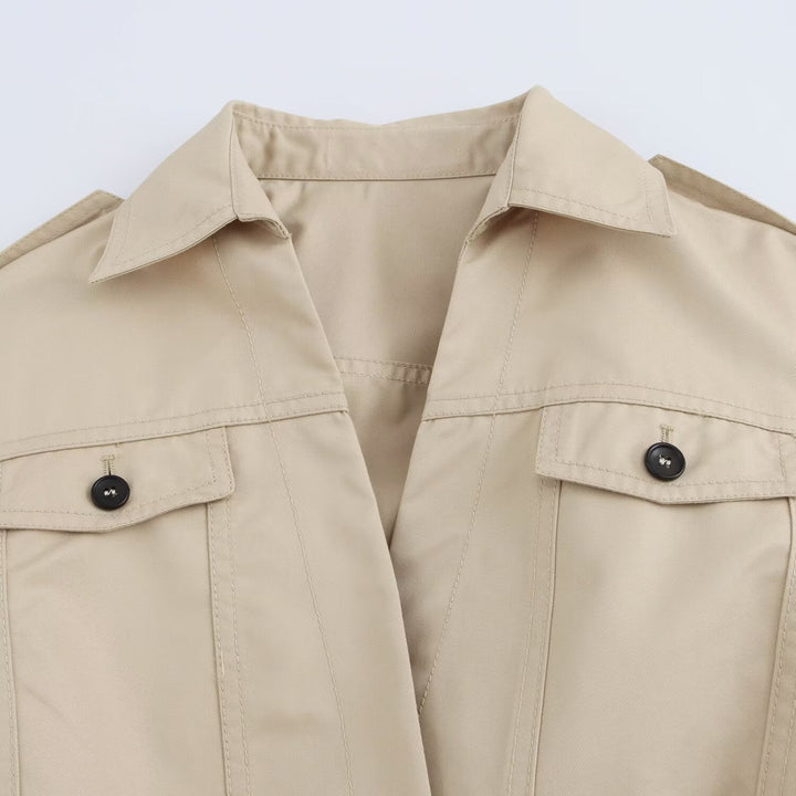 Dam längre skräddad trenchcoat med knytband, skjortkrage och epaulettes