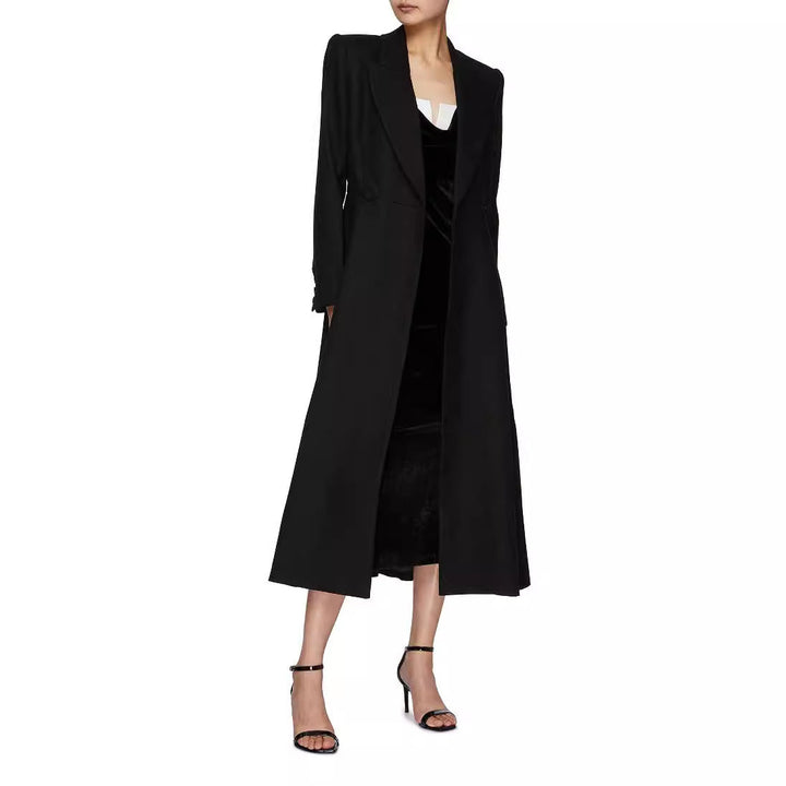 Dam längre skräddad blazer kappa med maxi length och structured shoulders