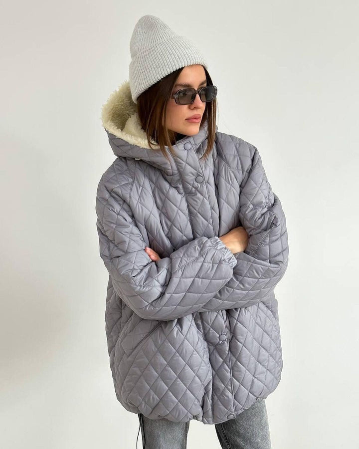 Dam oversize kviltad jacka med teddyfoder och huva
