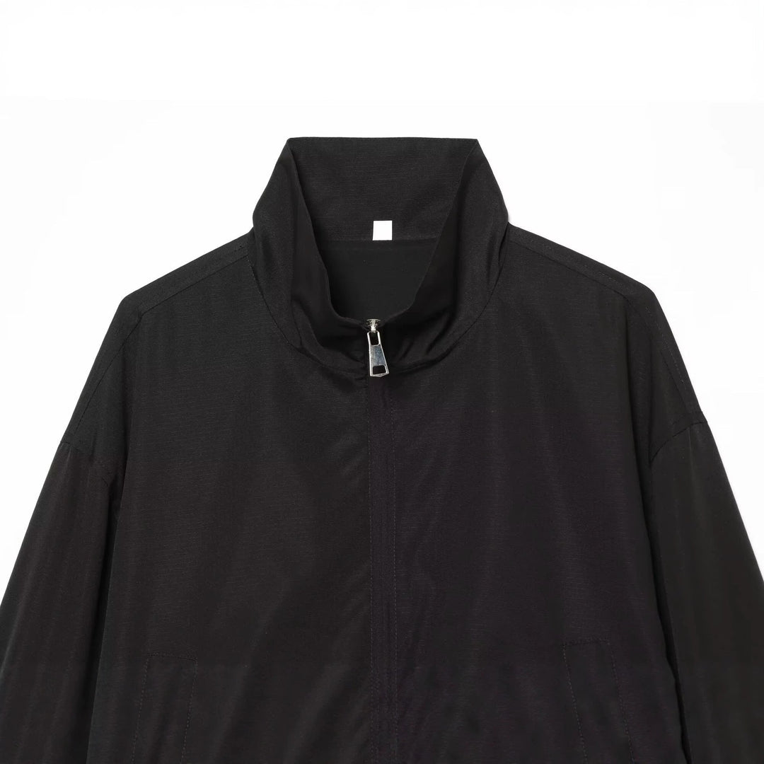 Dam Lätt Adjustable Vindjacka med Ståkrage, Dragsko och Tulle Kant