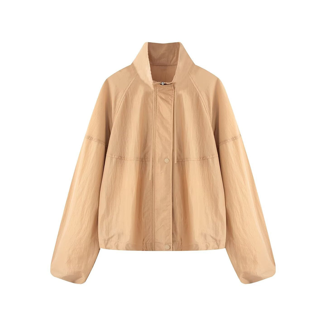 Dam Lätt Oversize Blouson Jacka Tillverkad av Nylon med Stå Krage, Drawstring och Tryckknapp Knapp Stängning