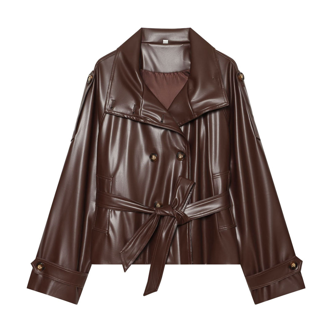 Dam Kort Double-Breasted Faux Läder Trenchcoat med Waist Belt