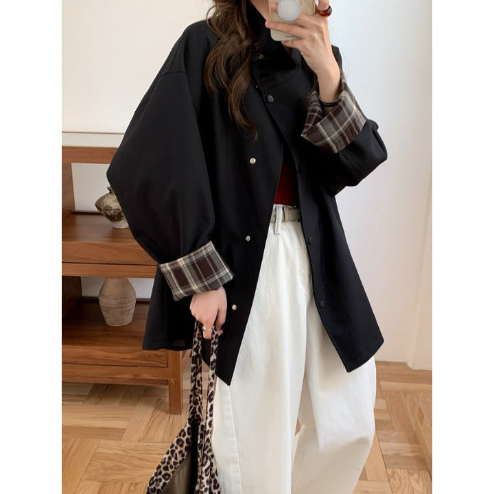 Dam oversize kort jacka med Snap Placket och Checked ärm mudd