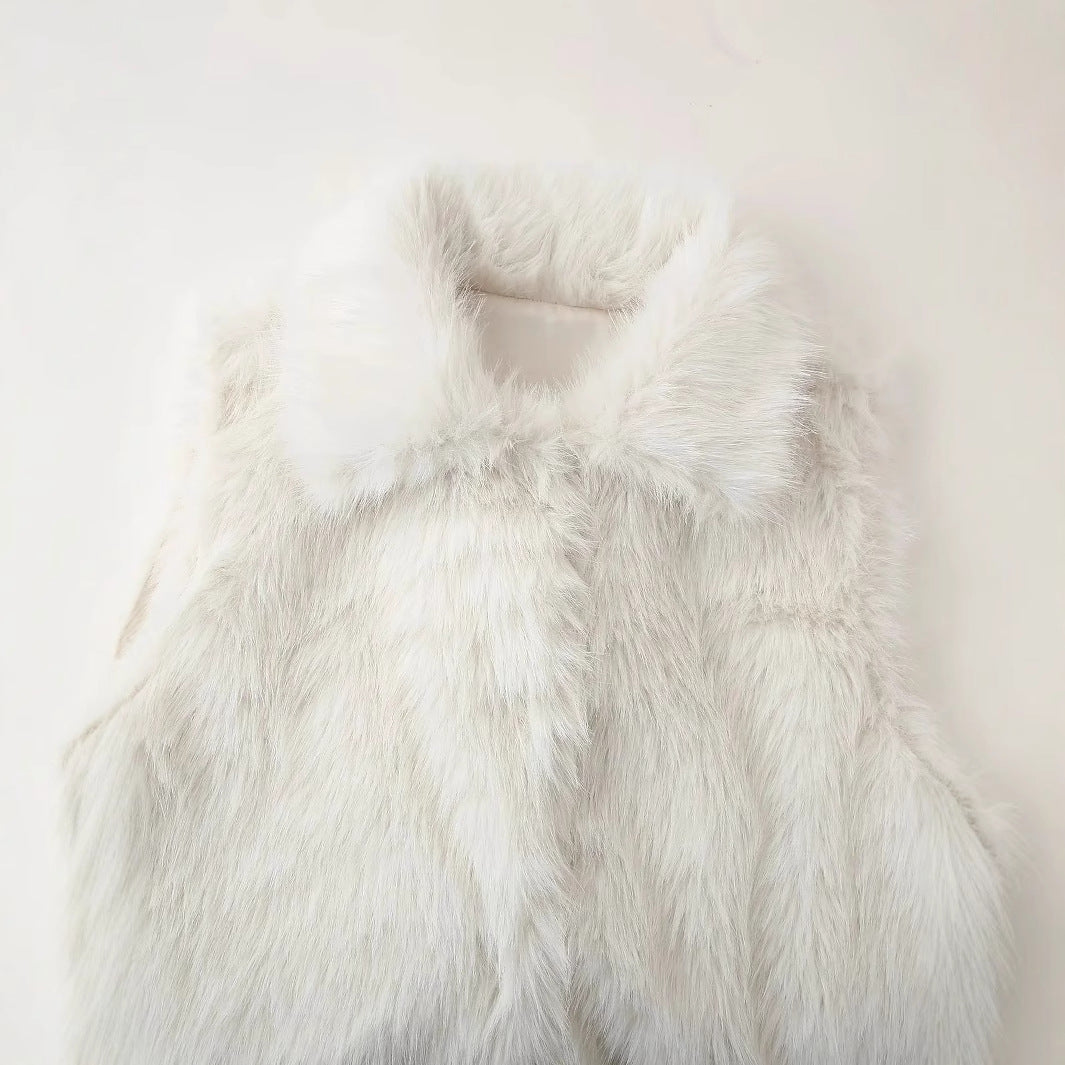 Dam sleeveless faux fur väst med bred sjalkrage, concealed snap knäppning och värmande foder