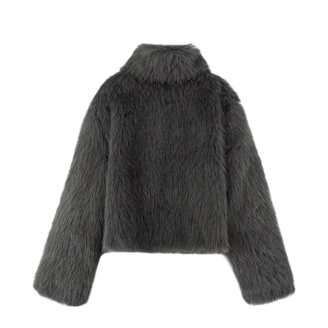 Dam kort faux fur kort jacka med high ståkrage, kort boxy skärning och lång pile artificial fur look