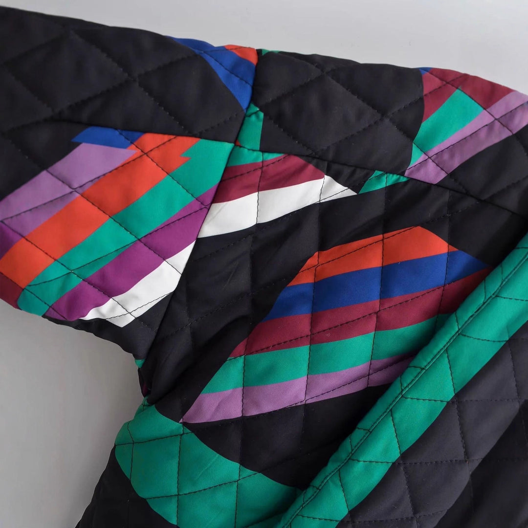 Dam non-quiltad kimono jacka med geometric patchwork och öppen front