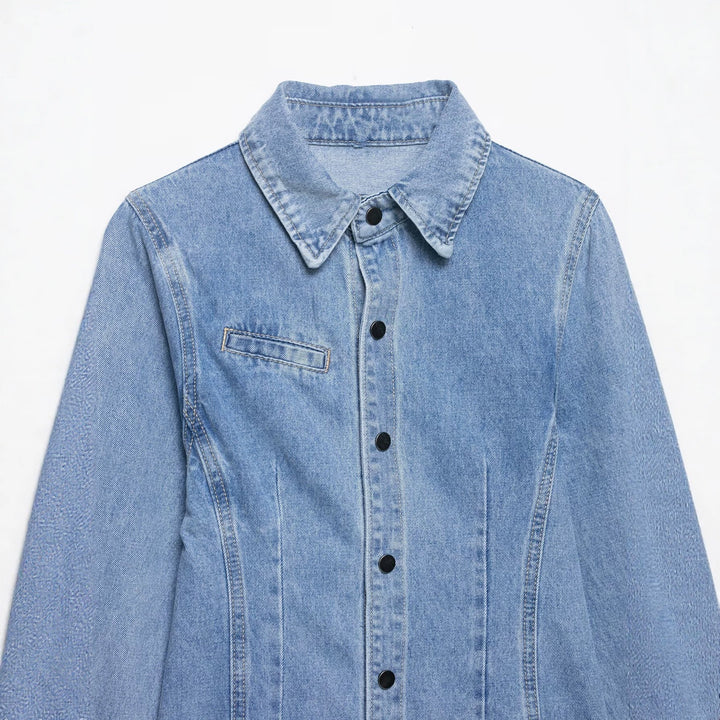 Dam Oversize Denim Skjortjacka med Tailored Darts och Press Studs
