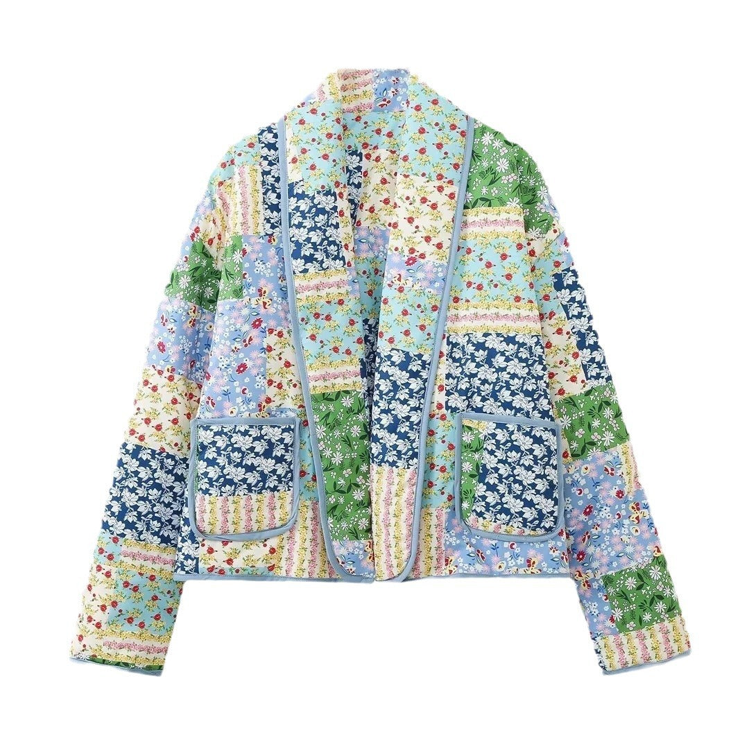 Dam kort kort kviltad Patchwork jacka med utanpåfickor