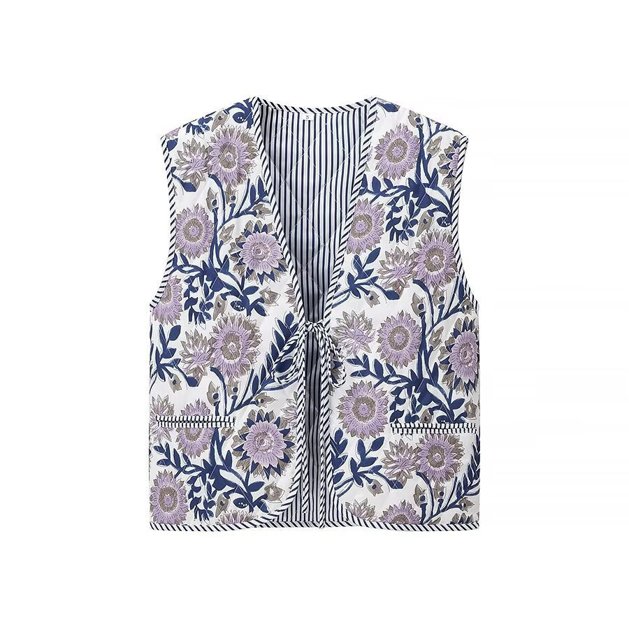 Dam vadderad kviltad väst med blommig Allover look och Tie Band