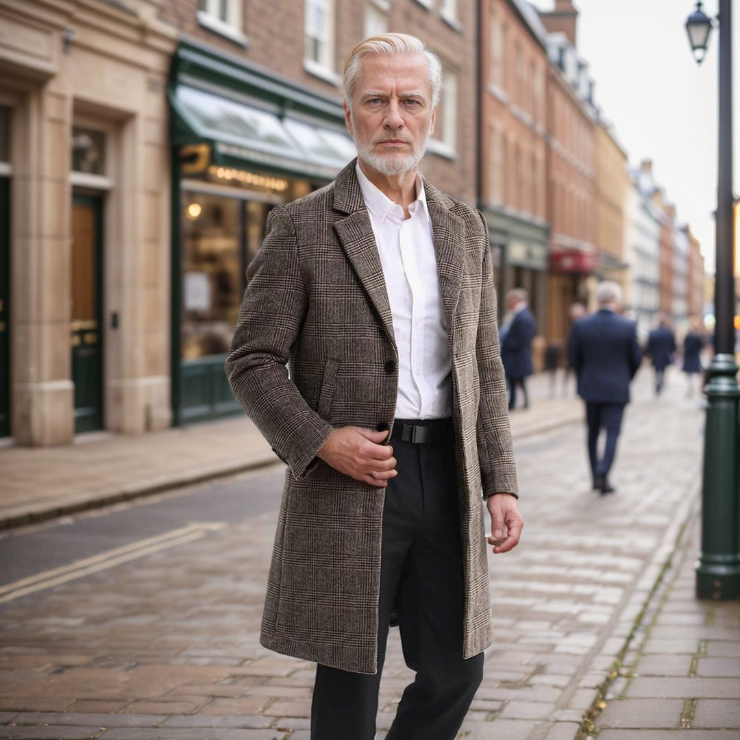 Herr ullblandning kappa i glen rutmönster med en slim lång siluett