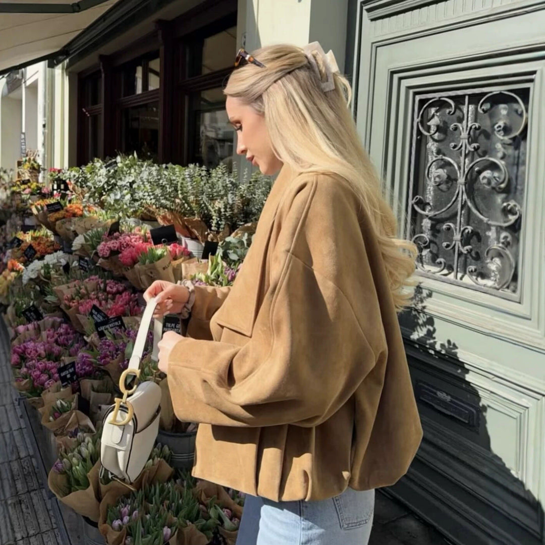 Dam Kort Skärning Oversize Suede Jacka med Wide Waterfall Krage