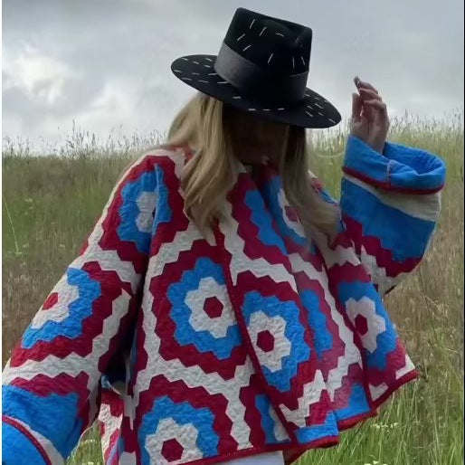 Dam kviltad jacka in Patchwork design med Boxy oversize silhuett