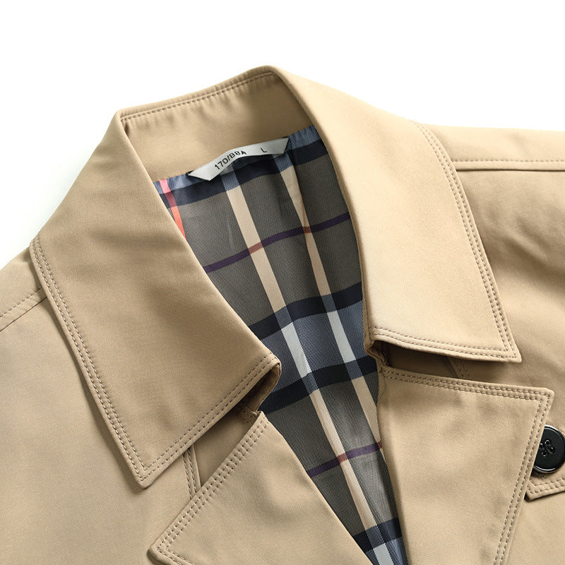 Herr Smal Passform Trenchcoat med Lapel Krage och Subtil Knapplist