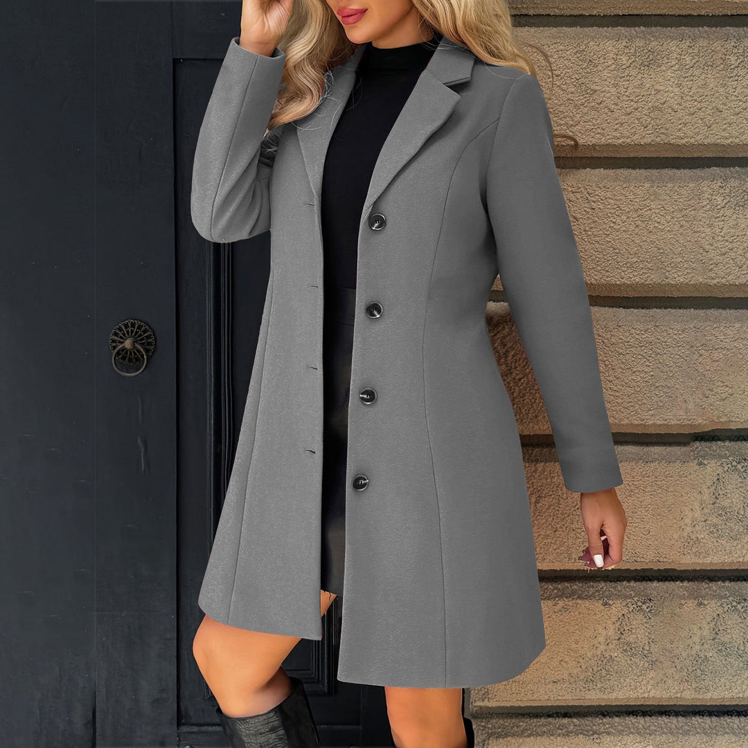 Dam elegant och stilren lång blazer jacka