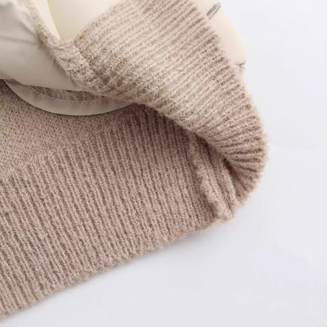 Dam Vadderad Quiltad Väst med Stickad Funnel Neck