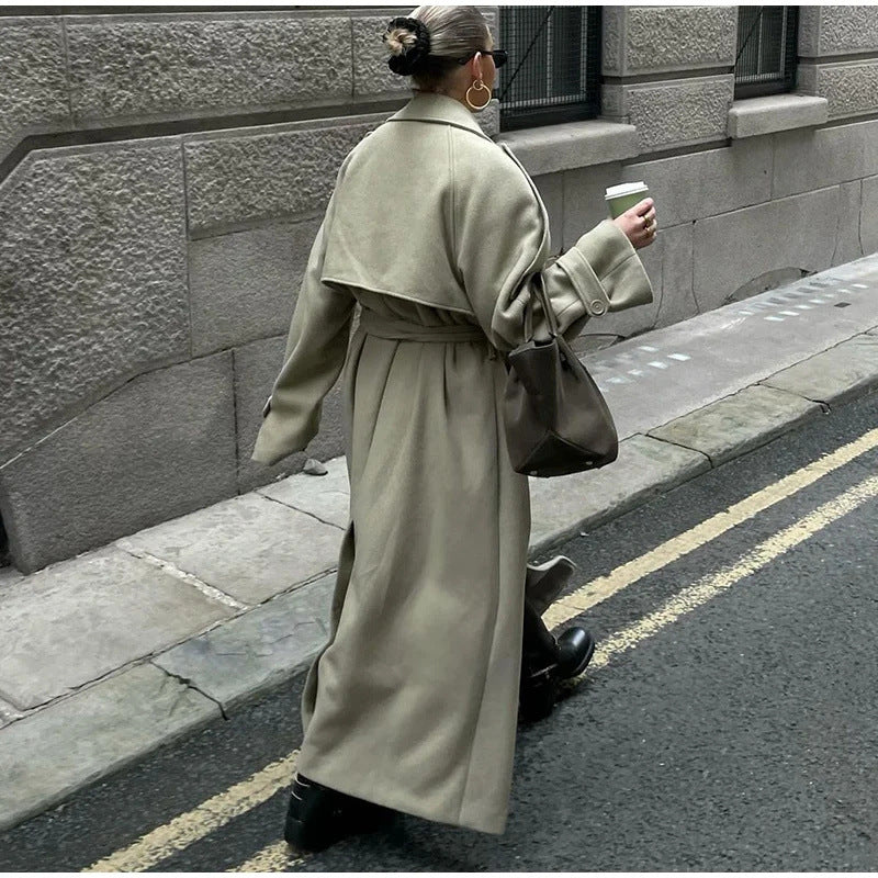 Dam 300+ Longer Oversize Trenchcoat med Waist Belt och Shoulder Patches