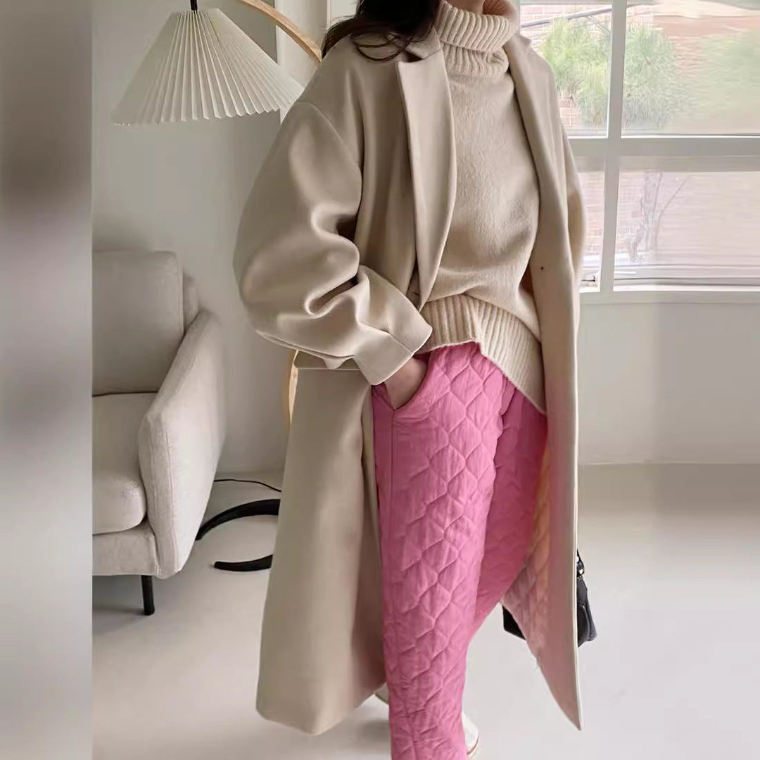 Dam lång modell ullblandning kappa med boxy oversizepassform och clean lapel