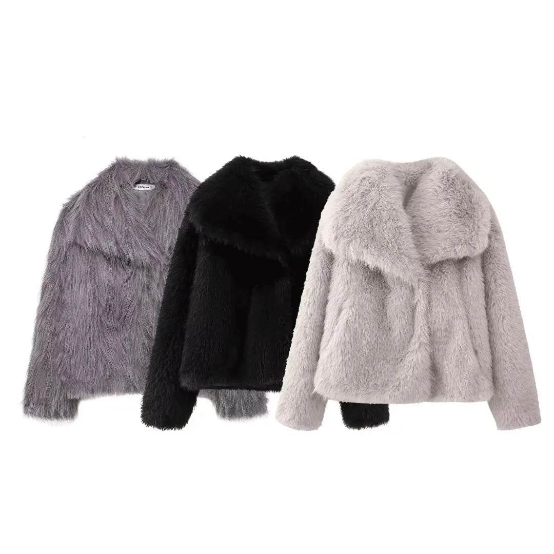 Dam cropped oversized faux pälsjacka med voluminous sjalkrage och inner värmefoder